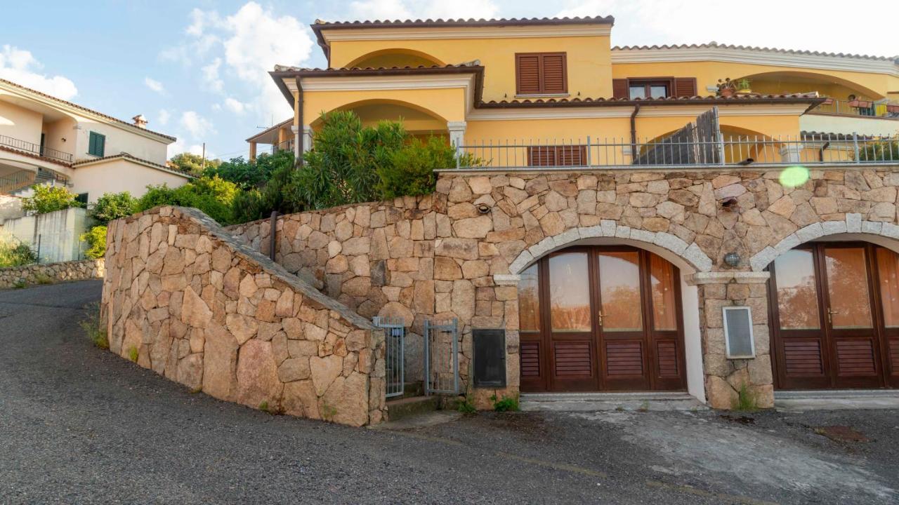 Casa Vacanze Solita Budoni Eksteriør billede